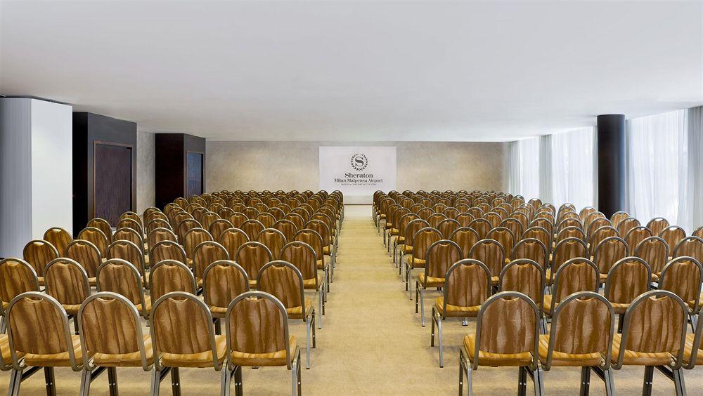 Sheraton Milan Malpensa Airport Hotel & Conference Centre Ferno Екстер'єр фото