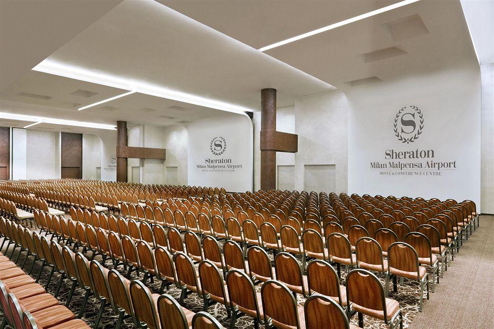 Sheraton Milan Malpensa Airport Hotel & Conference Centre Ferno Екстер'єр фото
