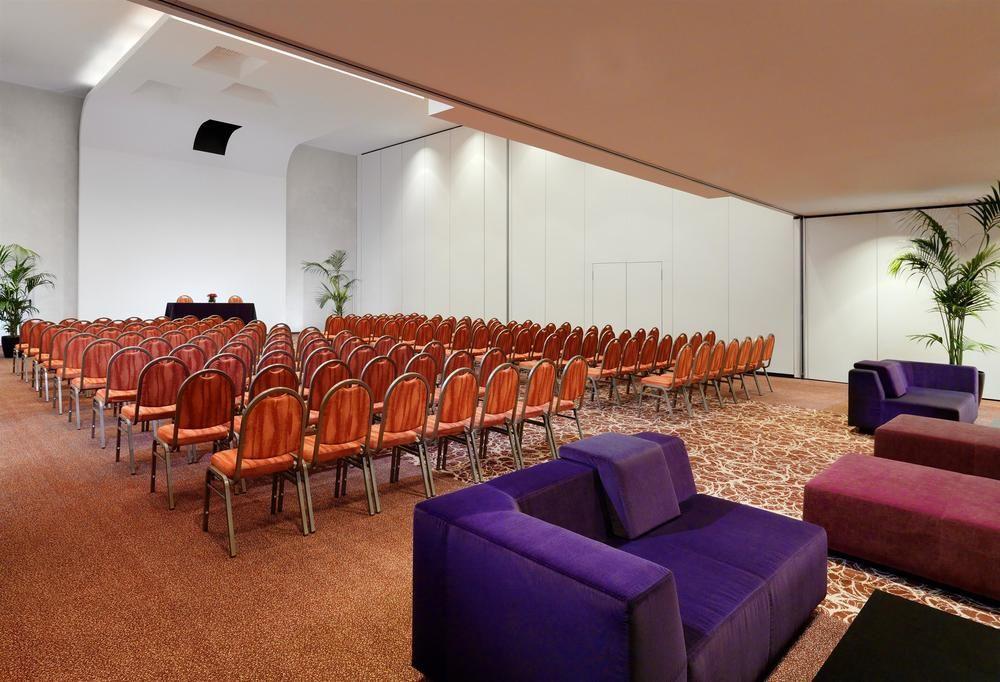 Sheraton Milan Malpensa Airport Hotel & Conference Centre Ferno Екстер'єр фото