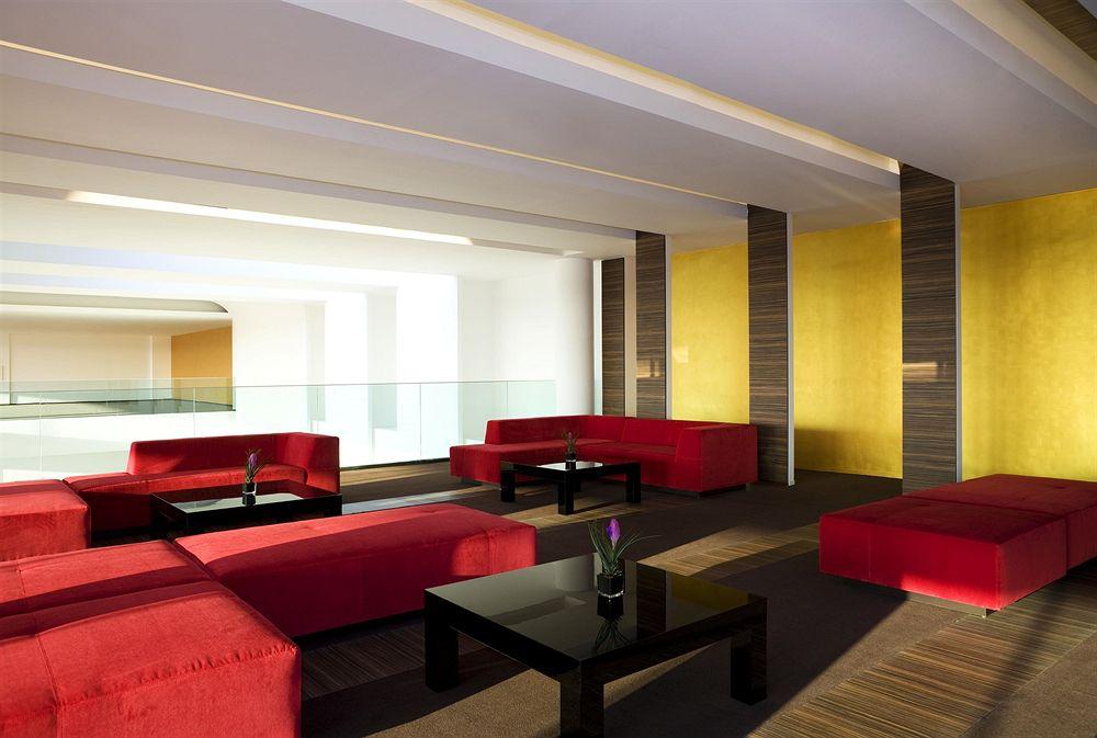 Sheraton Milan Malpensa Airport Hotel & Conference Centre Ferno Екстер'єр фото