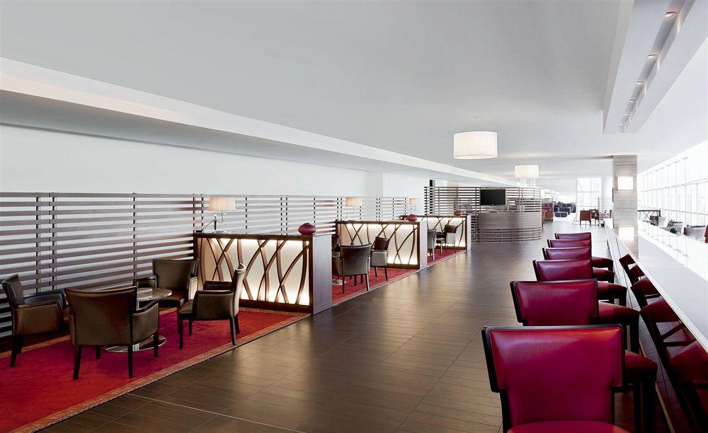 Sheraton Milan Malpensa Airport Hotel & Conference Centre Ferno Екстер'єр фото
