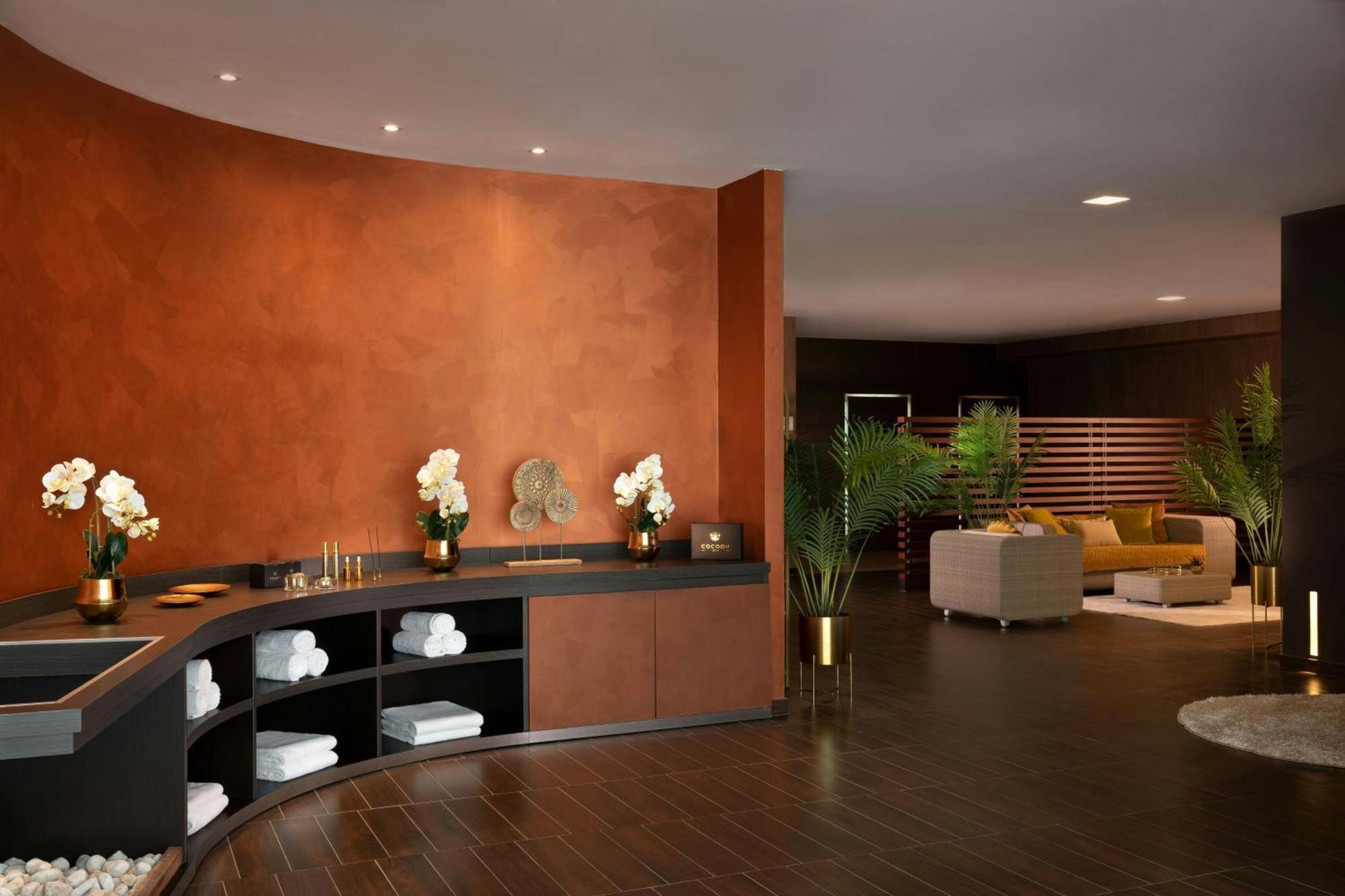 Sheraton Milan Malpensa Airport Hotel & Conference Centre Ferno Екстер'єр фото